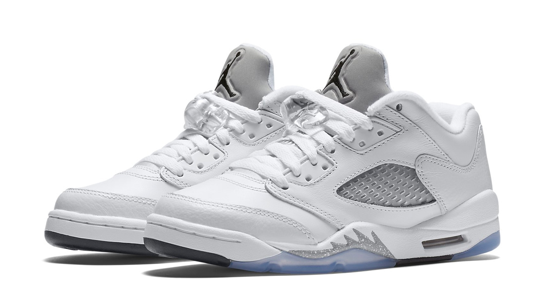 retro 5 easter 2023