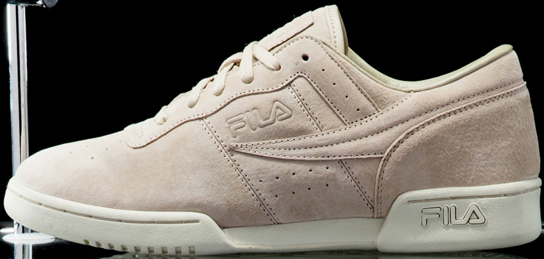 fila expeditioner trainers in cream