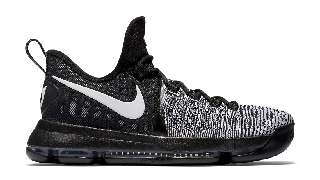 Nike's “Triple Black Air VaporMax Is Re Releasing Next Month Musslan